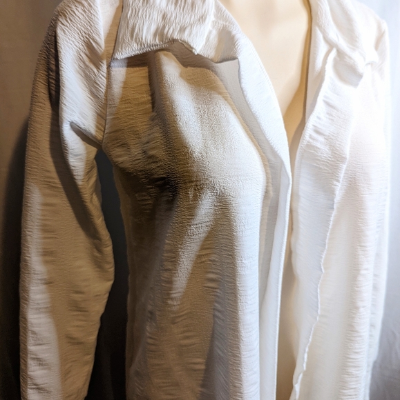 PrettyLittleThing | Women's | Textured Tie Front Shirt | Size 4 - Picture 7 of 12